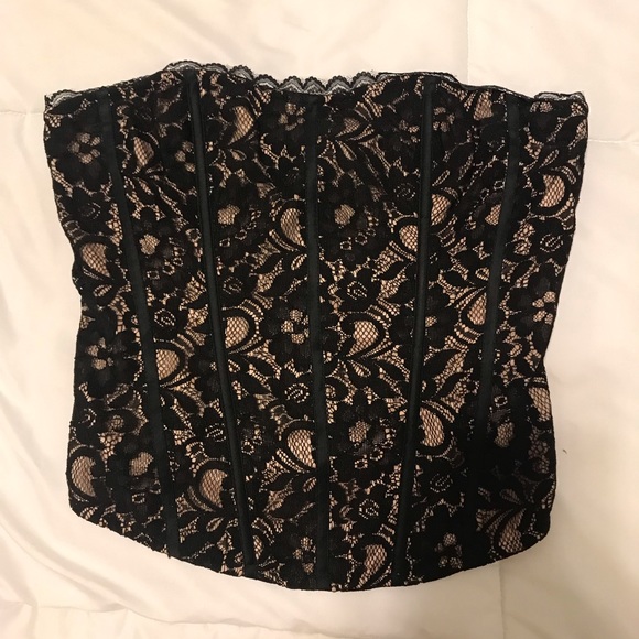 Forever 21 Tops - Crop Top Corsets Forever 21 Tops - Crop Top Corsets